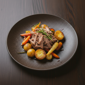 Plat d'épaules d'agneau et ses légumes